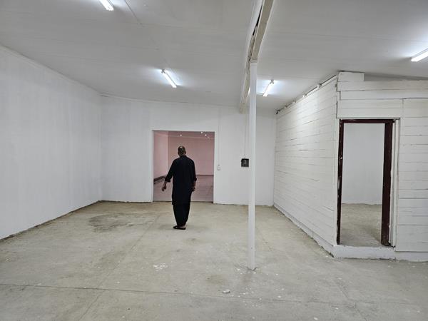 210  m² Commercial space