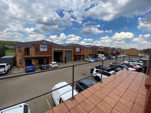 322  m² Industrial space