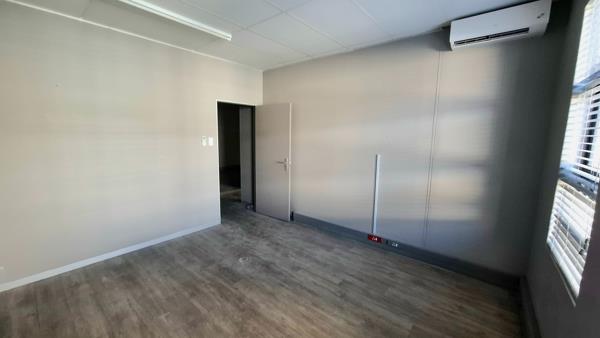 104  m² Commercial space