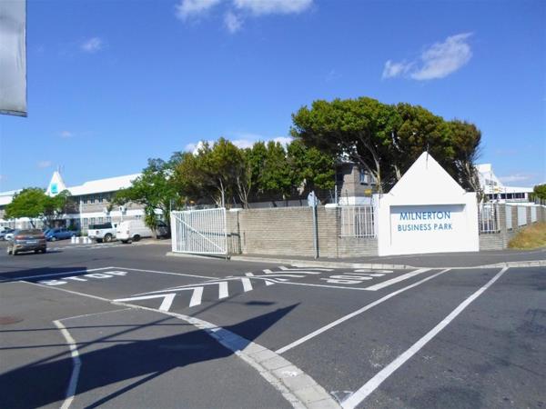 200  m² Industrial space