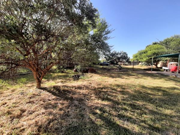610 m² Land