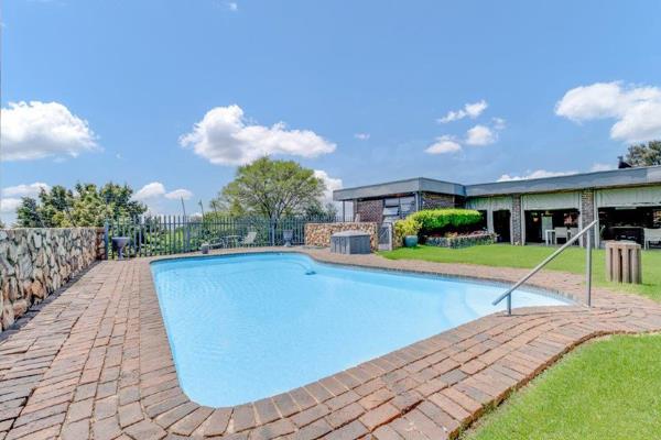 6 Bedroom House