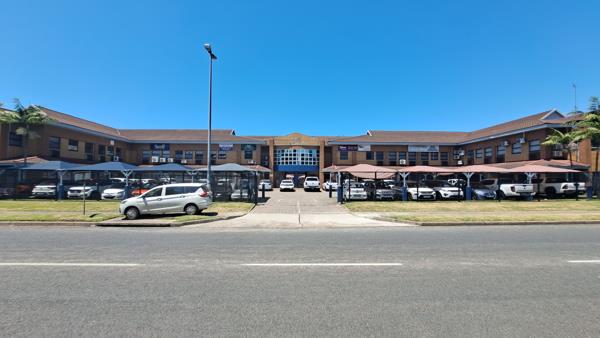 125  m² Commercial space