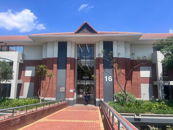 120  m² Office Space