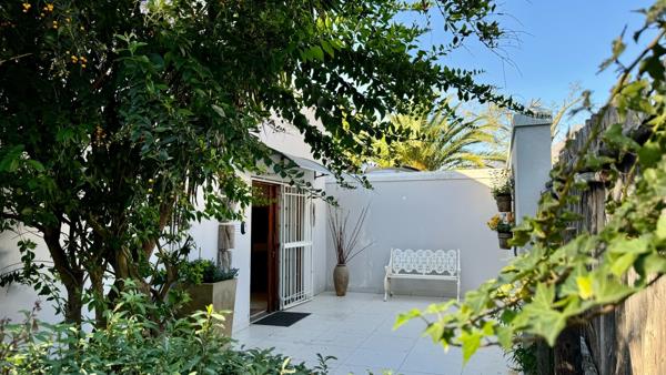 1 Bedroom Garden Cottage