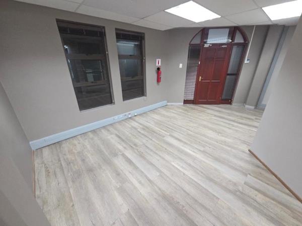 170  m² Commercial space