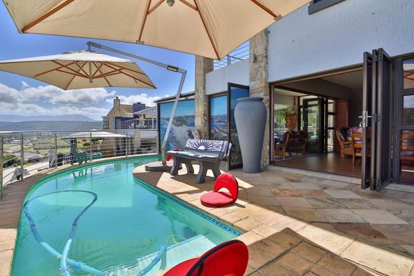 6 Bedroom House
