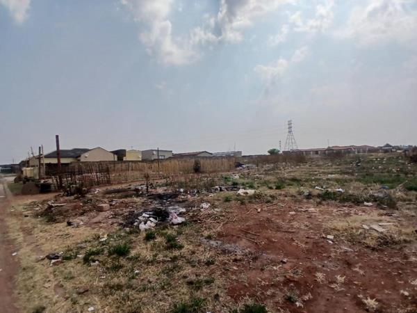 3 917 m² Land