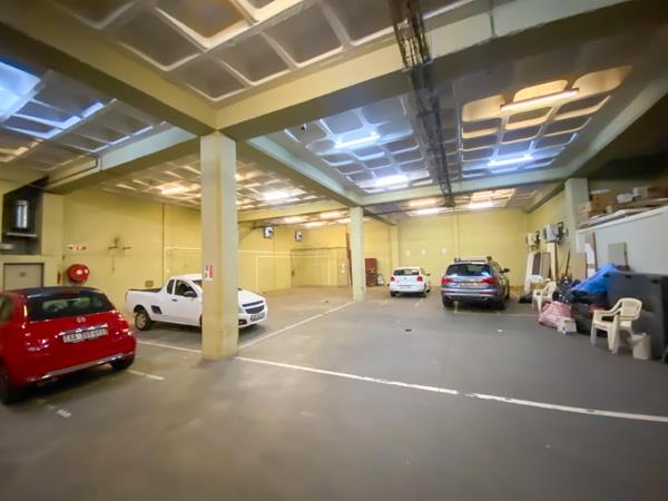 600  m² Commercial space