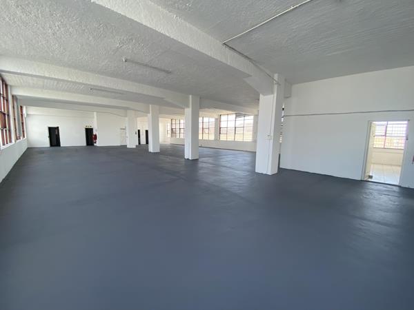482  m² Commercial space