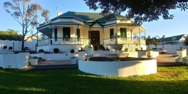 376  m² Commercial space