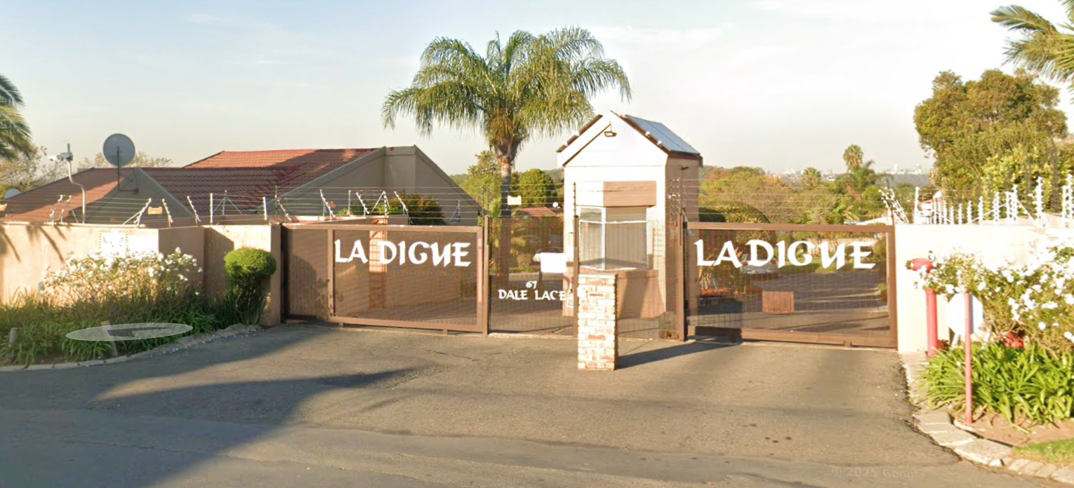 3 Bedroom Townhouse in Randpark Ridge