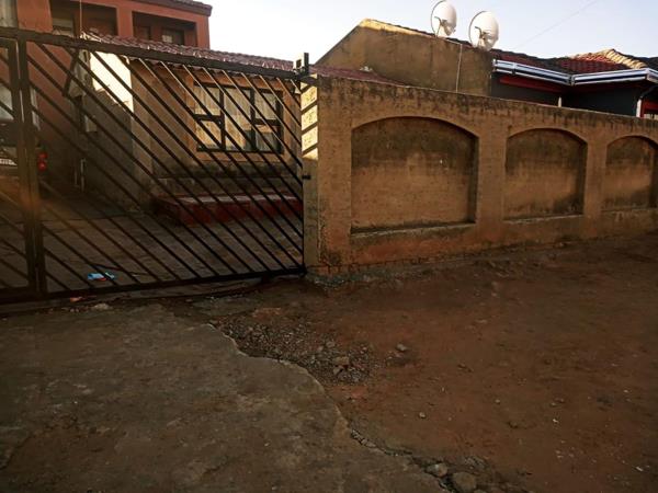 2 Bedroom House