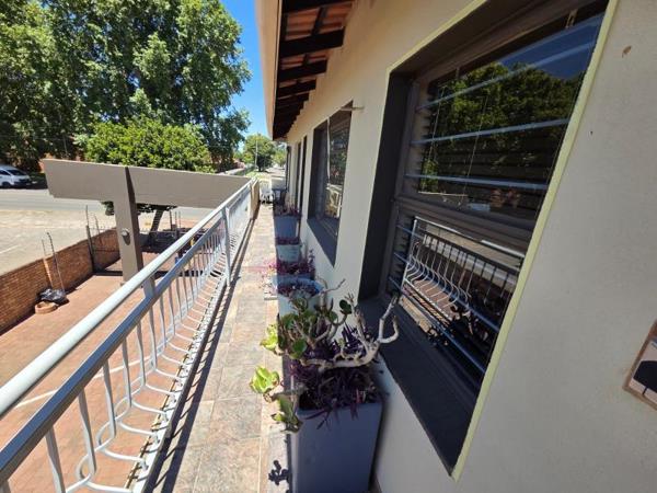 250  m² Commercial space