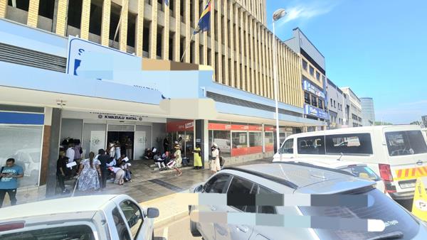 245  m² Retail Space