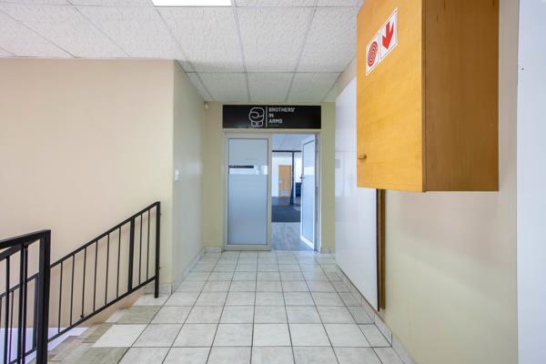 273  m² Commercial space