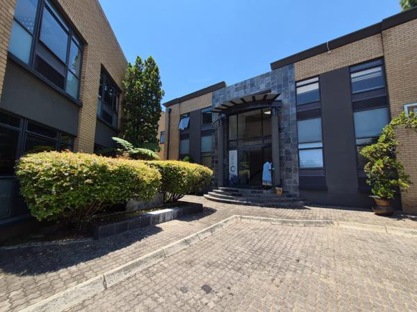 244  m² Commercial space