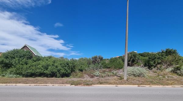 725 m² Land