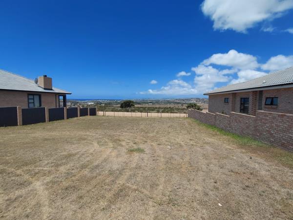 541 m² Land