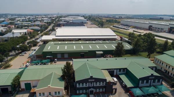 3 645  m² Industrial space