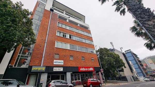 800  m² Office Space