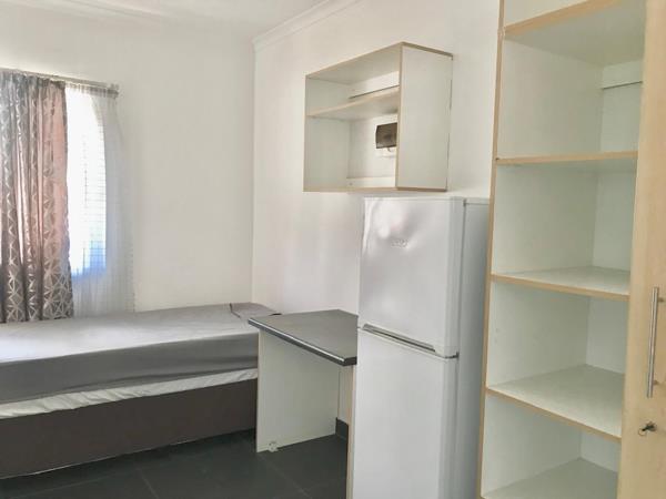 1 Bedroom House