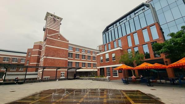 270 m² Office Space