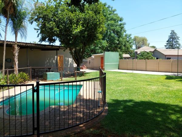 4 Bedroom Simplex