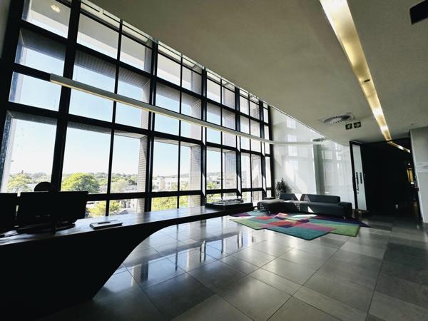 928  m² Office Space