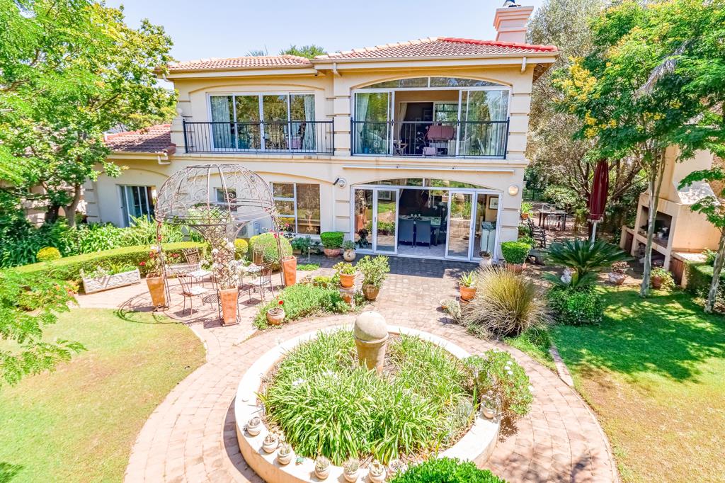 4 Bedroom House