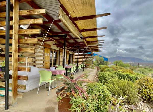 250  m² Commercial space