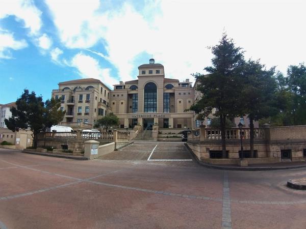 184  m² Office Space