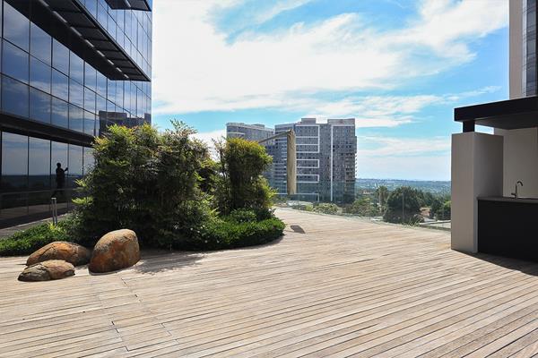 99 519  m² Commercial space