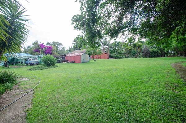 8 569 m² Smallholding