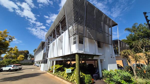 284  m² Office Space