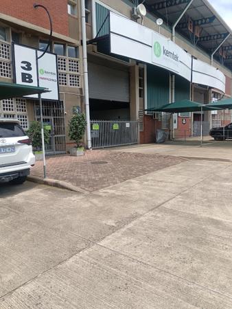 1 370 m² Industrial space