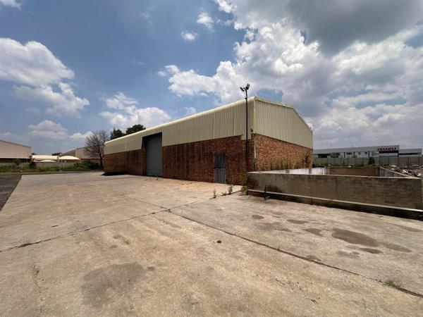 9 500  m² Industrial space