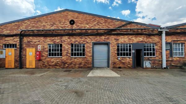 371  m² Industrial space