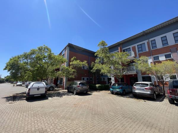 304  m² Industrial space