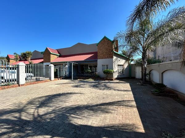 120  m² Commercial space