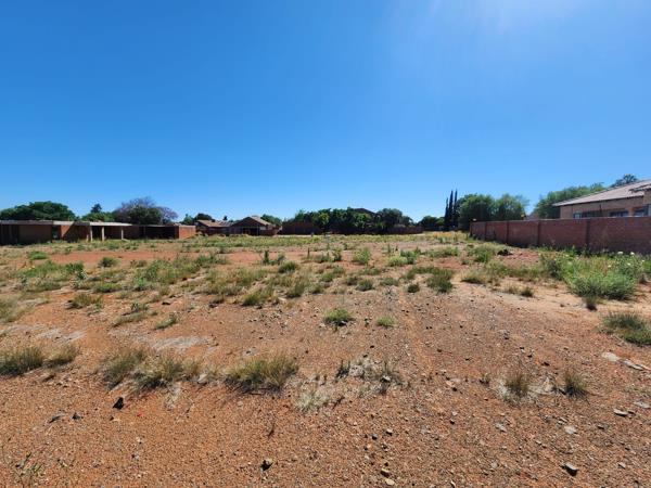 547 m² Land