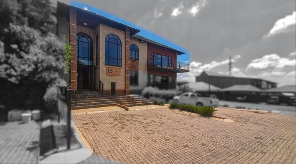 159  m² Commercial space