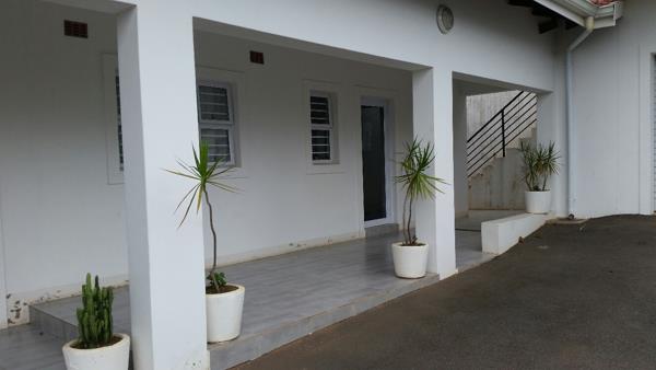 1 Bedroom Garden Cottage