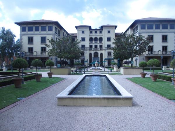 530  m² Office Space