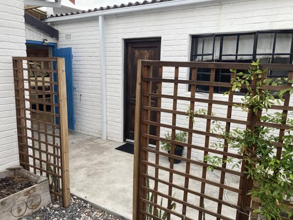 1 Bedroom Garden Cottage