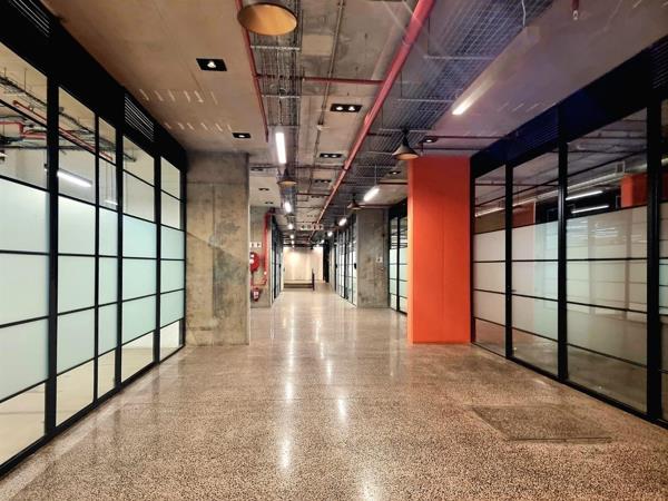 500  m² Retail Space