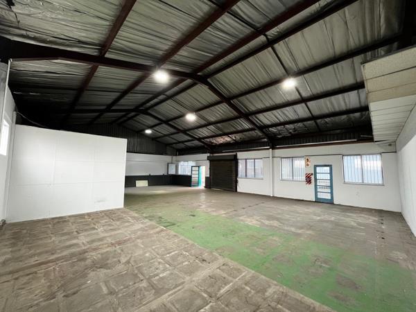 210  m² Industrial space