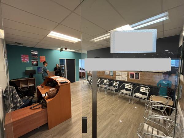 263  m² Commercial space