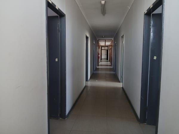 513 m² Commercial space