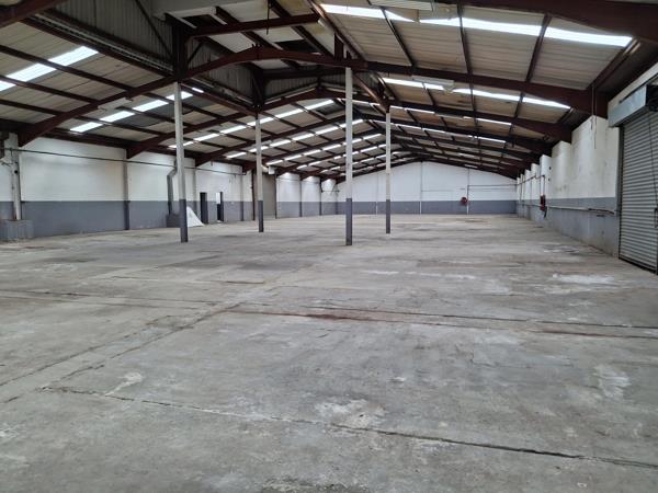 1 582  m² Industrial space